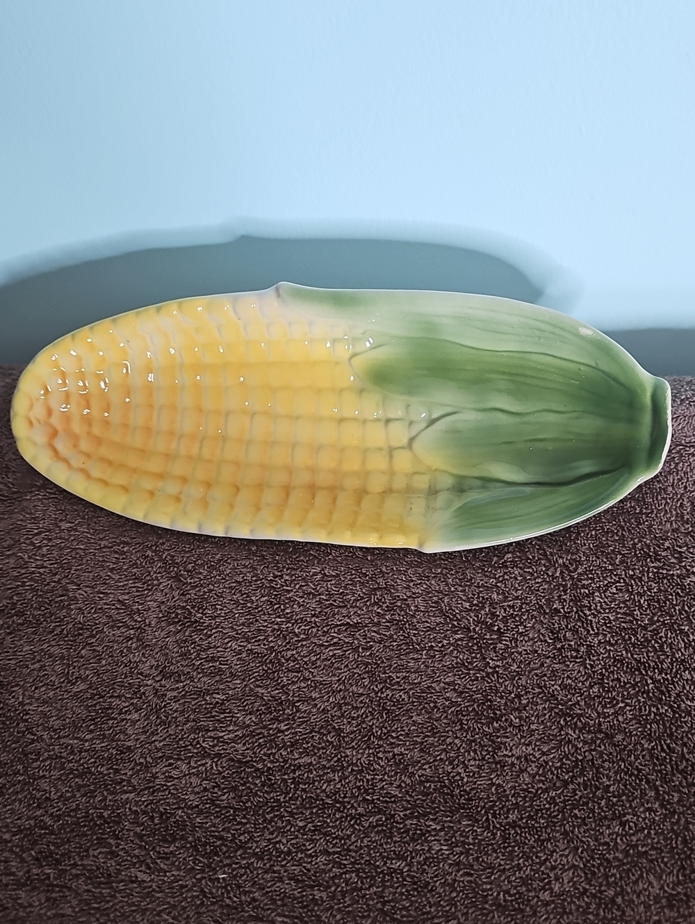 Cardinal 1950's Corn-Shaped Ceramic Serving Platter in Yellow and Green